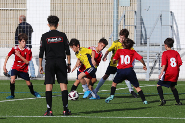 Imágenes del encuentro El Redín 2-1 San Pedro de la primera jornada del XL Torneo Interescolar.