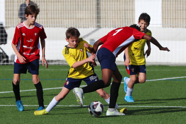 Imágenes del encuentro El Redín 2-1 San Pedro de la primera jornada del XL Torneo Interescolar.