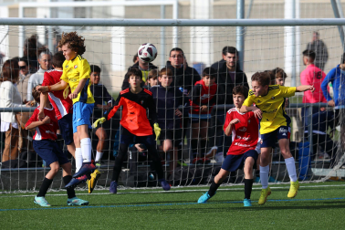 Imágenes del encuentro El Redín 2-1 San Pedro de la primera jornada del XL Torneo Interescolar.