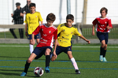 Imágenes del encuentro El Redín 2-1 San Pedro de la primera jornada del XL Torneo Interescolar.