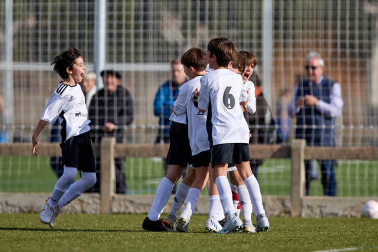 Imágenes del encuentro San Ignacio 3-2 Erreniega de la primera jornada del XL Torneo Interescolar.