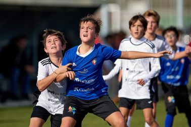 Imágenes del encuentro San Ignacio 3-2 Erreniega de la primera jornada del XL Torneo Interescolar.