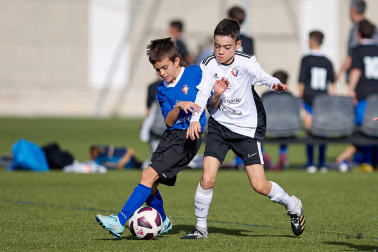 Imágenes del encuentro San Ignacio 3-2 Erreniega de la primera jornada del XL Torneo Interescolar.