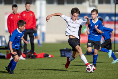 Imágenes del encuentro San Ignacio 3-2 Erreniega de la primera jornada del XL Torneo Interescolar.