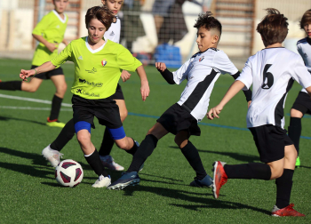 Imágenes del encuentro Eulza 0-10 Camino de Santiago de la segunda jornada del XL Torneo Interescolar.
