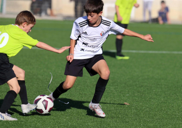 Imágenes del encuentro Eulza 0-10 Camino de Santiago de la segunda jornada del XL Torneo Interescolar.