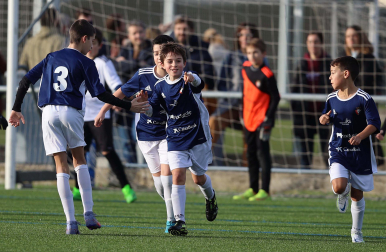 Imágenes del encuentro Hermanas Uriz Pi 7-0 Santo Tomás de la segunda jornada del XL Torneo Interescolar.