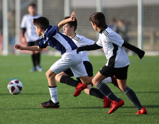 Imágenes del encuentro Hermanas Uriz Pi 7-0 Santo Tomás de la segunda jornada del XL Torneo Interescolar.