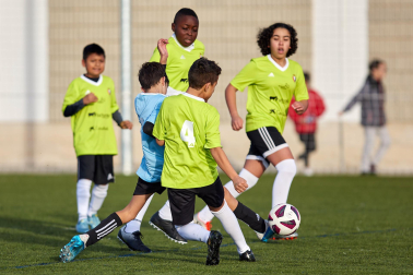 Imágenes del encuentro Ikastola Auzalar 3 - 0 Hilarión Eslava de la segunda jornada del XL Torneo Interescolar.