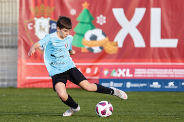 Imágenes del encuentro Ikastola Auzalar 3 - 0 Hilarión Eslava de la segunda jornada del XL Torneo Interescolar.