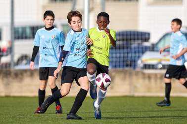 Imágenes del encuentro Ikastola Auzalar 3 - 0 Hilarión Eslava de la segunda jornada del XL Torneo Interescolar.