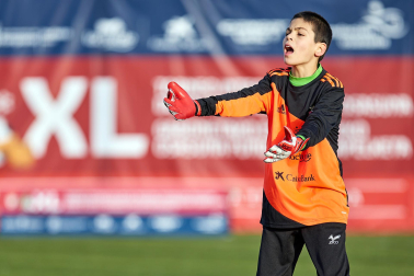 Imágenes del encuentro Ikastola Auzalar 3 - 0 Hilarión Eslava de la segunda jornada del XL Torneo Interescolar.