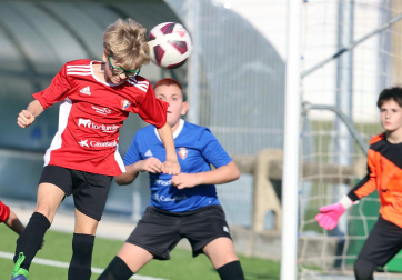 Imágenes del encuentro Jesuitinas 0 - 2 Ikastola Alatz ardín de la segunda jornada del XL Torneo Interescolar.