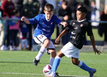 Imágenes del encuentro Juan Bautista Irurtzun 3 - 2 Catalina de Foiz ardín de la segunda jornada del XL Torneo Interescolar.