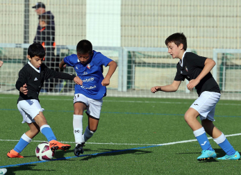 Imágenes del encuentro Juan Bautista Irurtzun 3 - 2 Catalina de Foiz ardín de la segunda jornada del XL Torneo Interescolar.