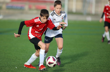 Imágenes del encuentro Regina Pacis 0 - 3 Larraona Claret de la segunda jornada del XL Torneo Interescolar.