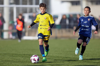 Imágenes del encuentro Joakin Lizarraga 4 - 3 Ermitagaña de la segunda jornada del XL Torneo Interescolar.