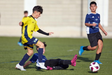 Imágenes del encuentro Joakin Lizarraga 4 - 3 Ermitagaña de la segunda jornada del XL Torneo Interescolar.