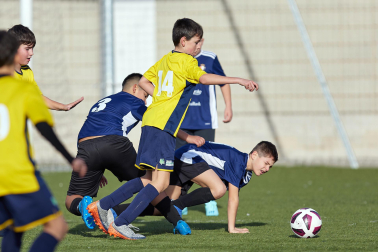 Imágenes del encuentro Joakin Lizarraga 4 - 3 Ermitagaña de la segunda jornada del XL Torneo Interescolar.