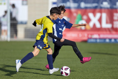 Imágenes del encuentro Joakin Lizarraga 4 - 3 Ermitagaña de la segunda jornada del XL Torneo Interescolar.