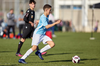 Imágenes del encuentro Príncipe de Viana 5-1 Mendillorri de la segunda jornada del XL Torneo Interescolar.