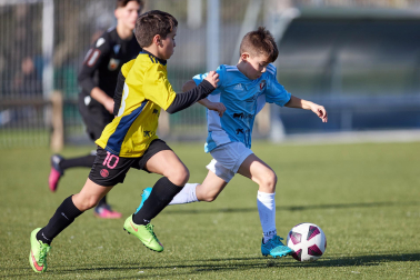 Imágenes del encuentro Príncipe de Viana 5-1 Mendillorri de la segunda jornada del XL Torneo Interescolar.