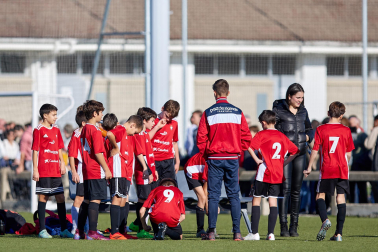 Imágenes del encuentro Santa Luis de Marillac 3-4 Paz de Ziganda de la segunda jornada del XL Torneo Interescolar.