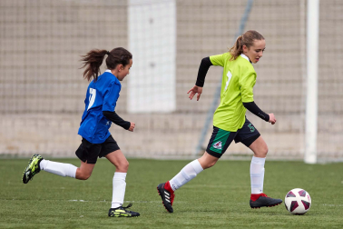 Imágenes del primer día del XL Torneo Interescolar femenino