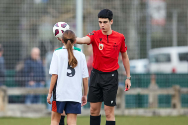 Imágenes del primer día del XL Torneo Interescolar femenino