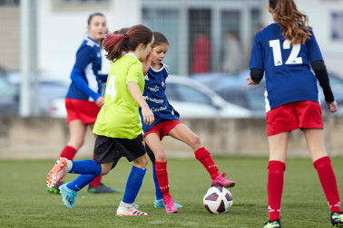 Imágenes del primer día del XL Torneo Interescolar femenino