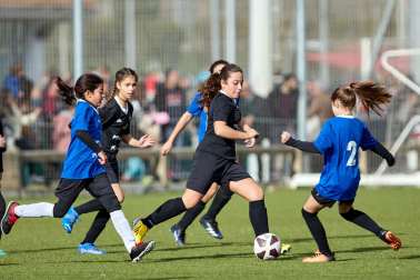 Imágenes del primer día del XL Torneo Interescolar femenino