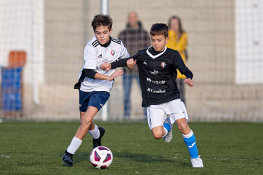 Imágenes del encuentro Catalina de Foix 0-4 Larraona Claret de la cuarta jornada del XL Torneo Interescolar.
