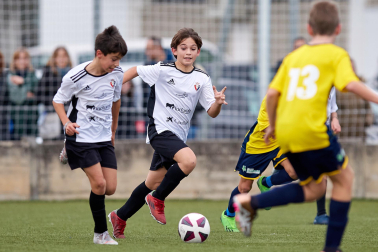 Imágenes del encuentro Eulza 1-5 Joakin Lizarraga de la cuarta jornada del XL Torneo Interescolar.