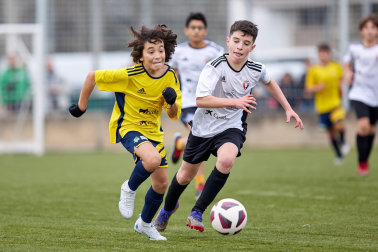Imágenes del encuentro Eulza 1-5 Joakin Lizarraga de la cuarta jornada del XL Torneo Interescolar.