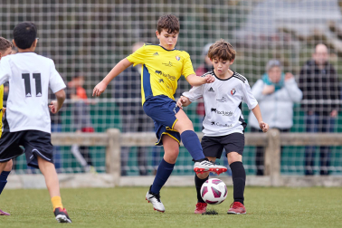 Imágenes del encuentro Eulza 1-5 Joakin Lizarraga de la cuarta jornada del XL Torneo Interescolar.