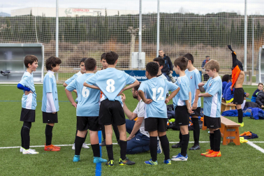 Imágenes del encuentro La Compasión 3-0 Alaitz Ik. de la cuarta jornada del XL Torneo Interescolar.