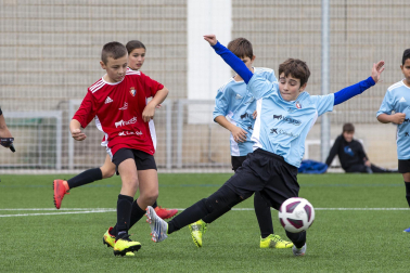 Imágenes del encuentro La Compasión 3-0 Alaitz Ik. de la cuarta jornada del XL Torneo Interescolar.