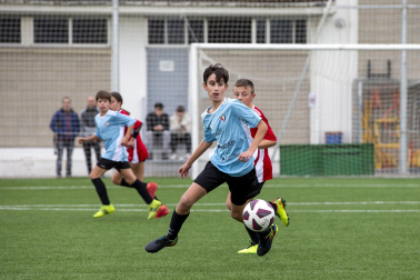 Imágenes del encuentro La Compasión 3-0 Alaitz Ik. de la cuarta jornada del XL Torneo Interescolar.