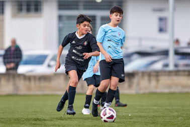 Imágenes del encuentro Lorenzo Goicoa 5-0 Auzalar Ik. de la cuarta jornada del XL Torneo Interescolar.