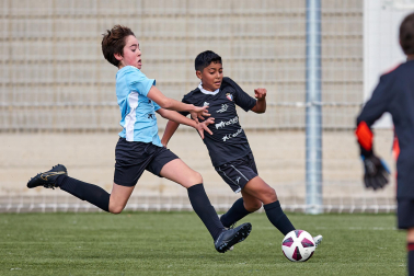 Imágenes del encuentro Lorenzo Goicoa 5-0 Auzalar Ik. de la cuarta jornada del XL Torneo Interescolar.