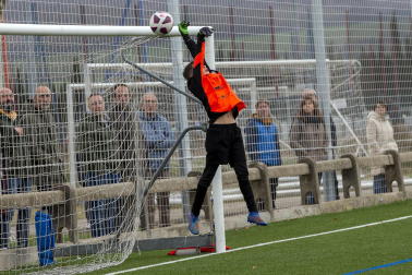 Imágenes del encuentro Marqués de la Real Defensa 0-1 Bernart Etxepare de la cuarta jornada del XL Torneo Interescolar.