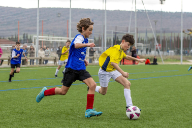 Imágenes del encuentro Marqués de la Real Defensa 0-1 Bernart Etxepare de la cuarta jornada del XL Torneo Interescolar.