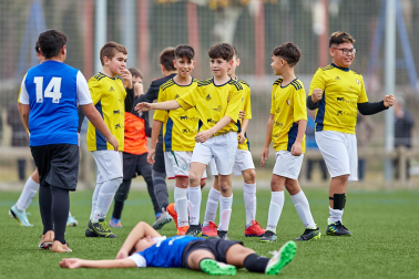 Imágenes del encuentro Marqués de la Real Defensa 0-1 Bernart Etxepare de la cuarta jornada del XL Torneo Interescolar.