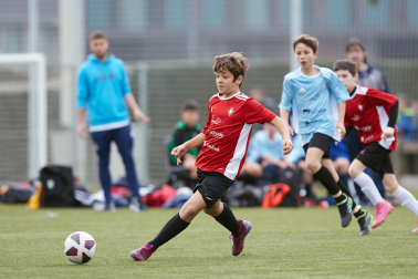 Imágenes del encuentro Paz de Ziganda 0-3 San Miguel (Noain) de la cuarta jornada del XL Torneo Interescolar.