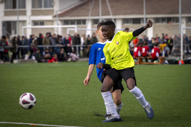 Imágenes del encuentro Virgen Blanca 1-0 Hilarión Eslava de la cuarta jornada del XL Torneo Interescolar.