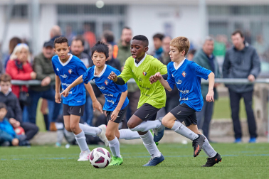 Imágenes del encuentro Virgen Blanca 1-0 Hilarión Eslava de la cuarta jornada del XL Torneo Interescolar.