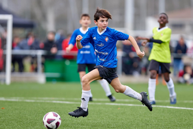 Imágenes del encuentro Virgen Blanca 1-0 Hilarión Eslava de la cuarta jornada del XL Torneo Interescolar.