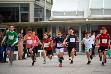 Carrera infantil de Navidad en Anaitasuna./