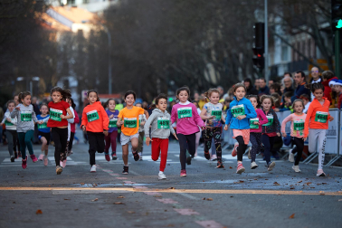 Fotos de la San Silvestre de Pamplona 2022./