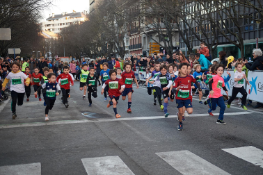 Fotos de la San Silvestre de Pamplona 2022./